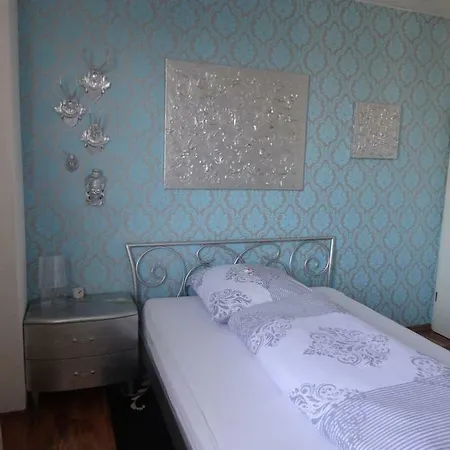 Barock Blau In S-degerloch Séjour chez l'habitant